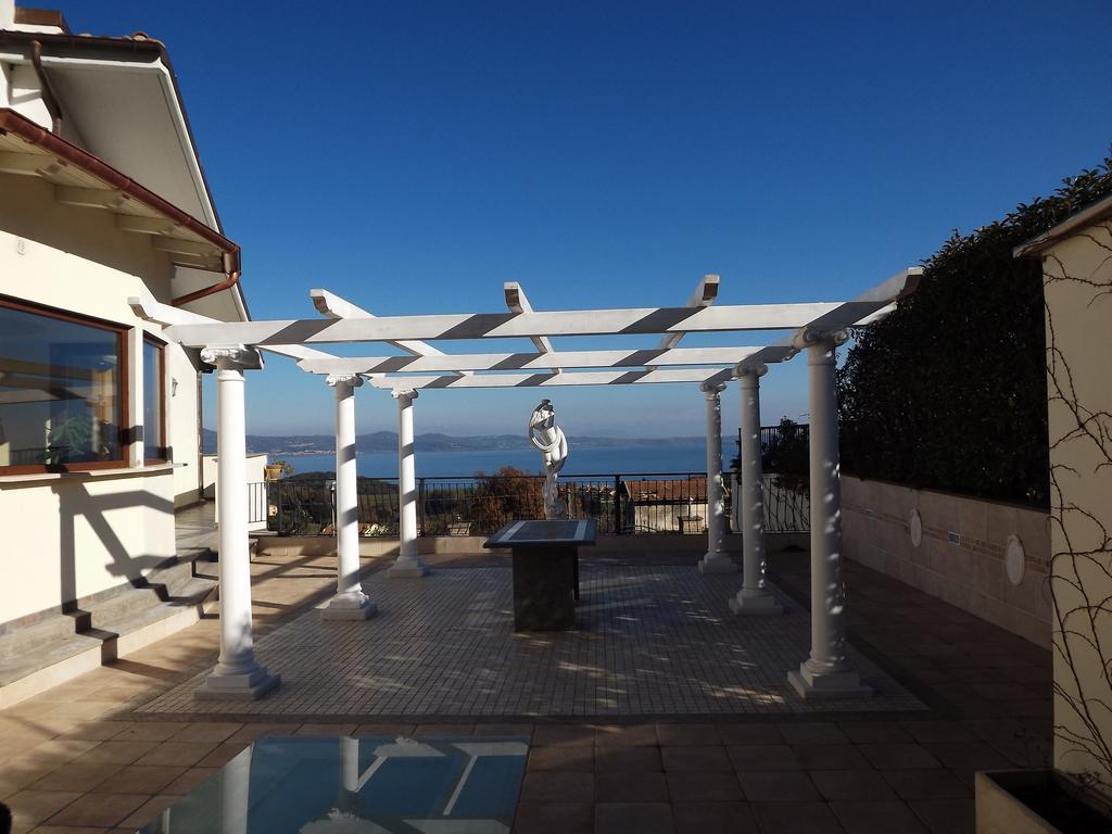 The White Villa Bracciano  Εξωτερικό φωτογραφία