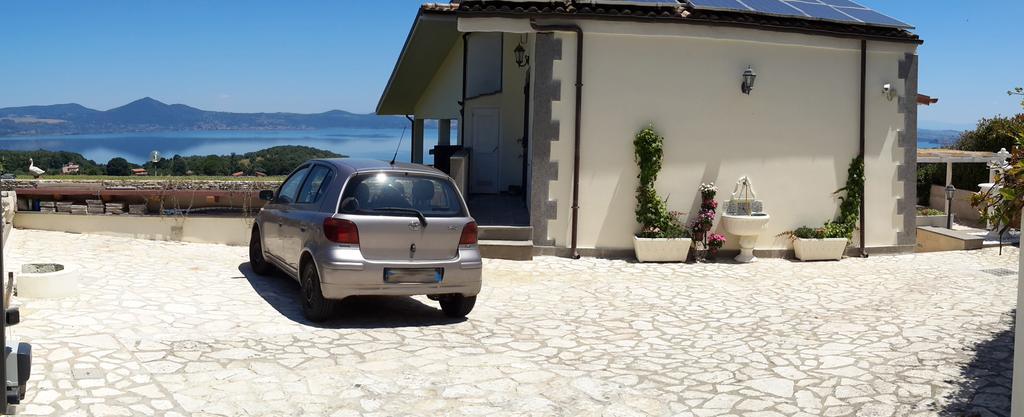 The White Villa Bracciano  Εξωτερικό φωτογραφία