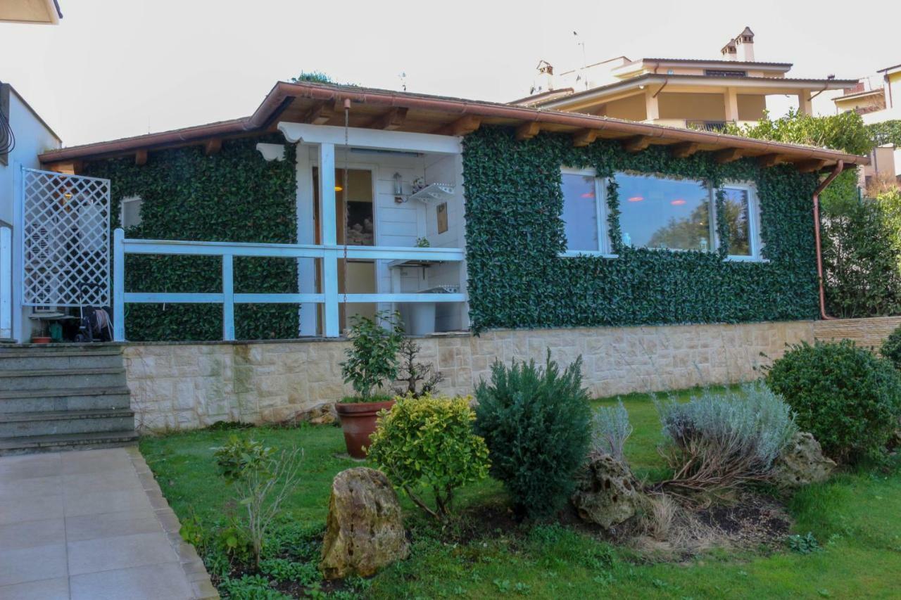 The White Villa Bracciano  Εξωτερικό φωτογραφία